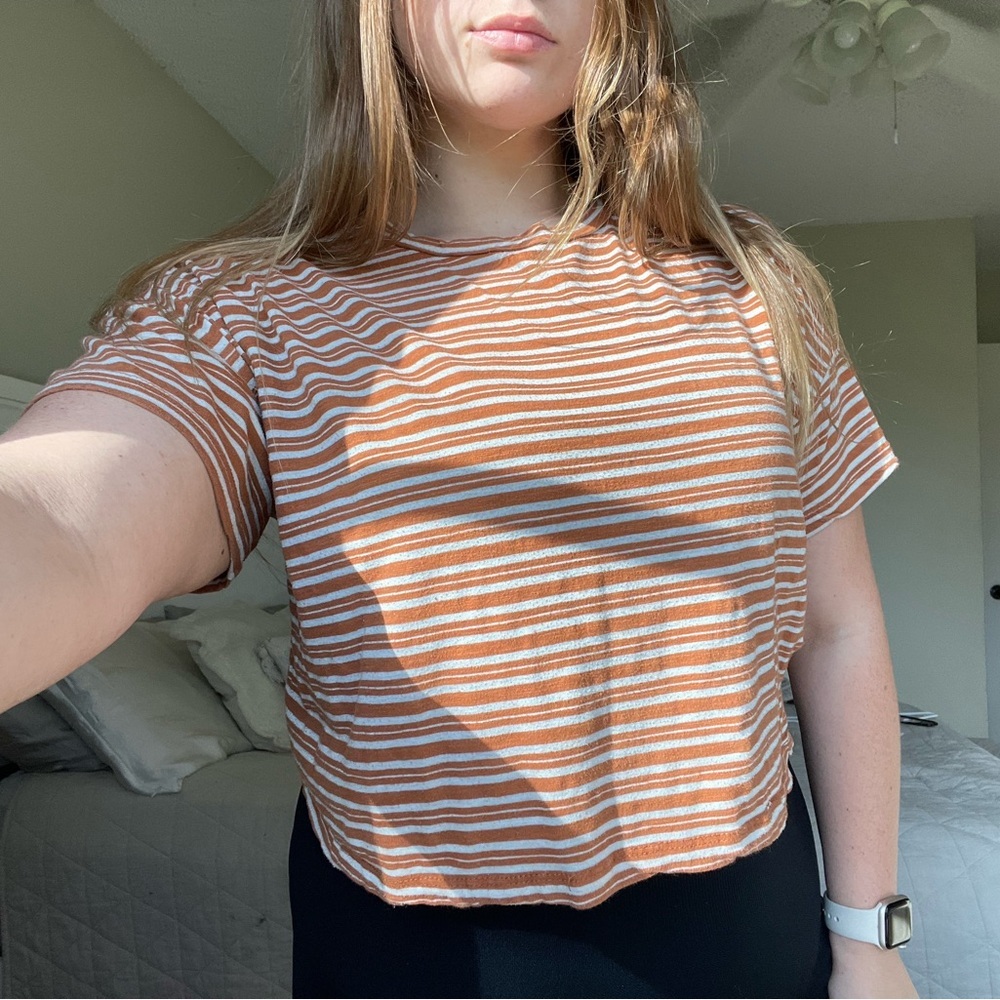 Forever 21 Orange and White Crop Tee Short Sleeve